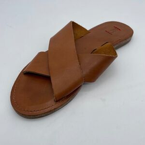 Ellen Degeneres ED Sydney Love Sandals Women's 8.5M Brown Flats Minimalist